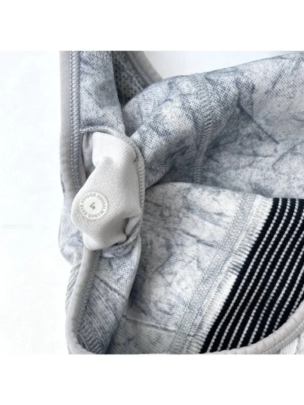 LULULEMON Ebb to Train Bra *WashWhite / Black / Luna A51 Size 4